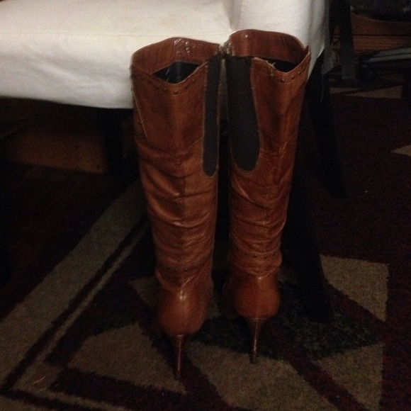 Sexy & comfortable leather boots