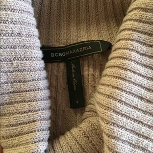 BCBGMaxAzria Sweaters - BCBG Cowl Neck Sweater Vest BCBGMaxAzria Sweaters - BCBG Cowl Neck Sweater Vest