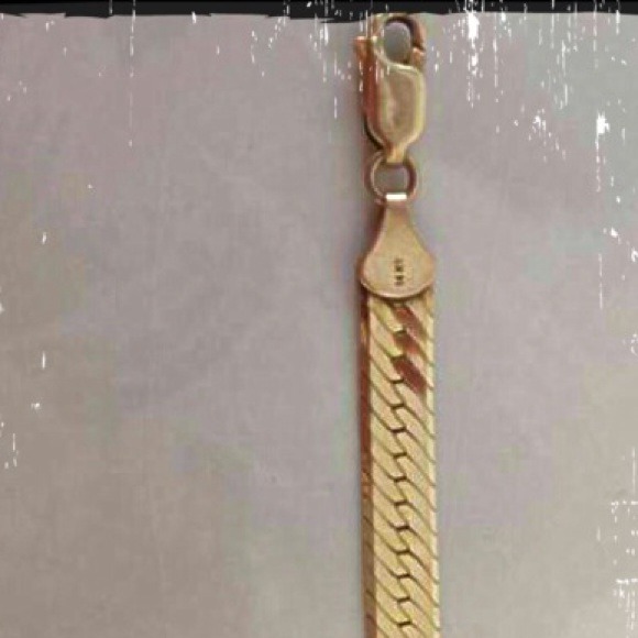 🎉🎉HOST PICK! 🎉🎉 14k Solid Gold Necklace - Picture 4 of 4