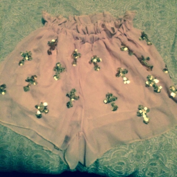 Blush pink shorts w/gold sequins crosses - Picture 2 of 3