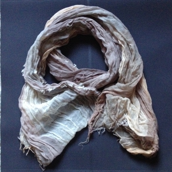 Sold in bundle✨ Spring Ombré Scarf