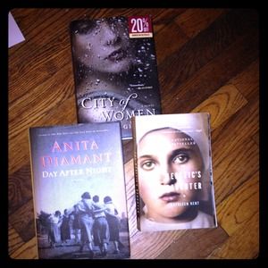 ❌SOLD❌ 3 books