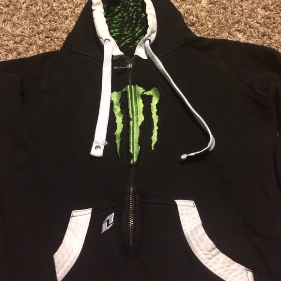 🚫ON HOLD🚫 for zmcloset🚫 Monster Energy hoodie