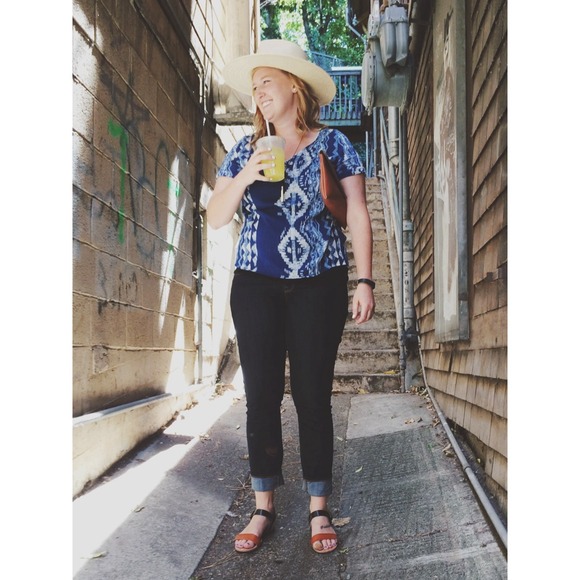 🌙 meet your seller🌙