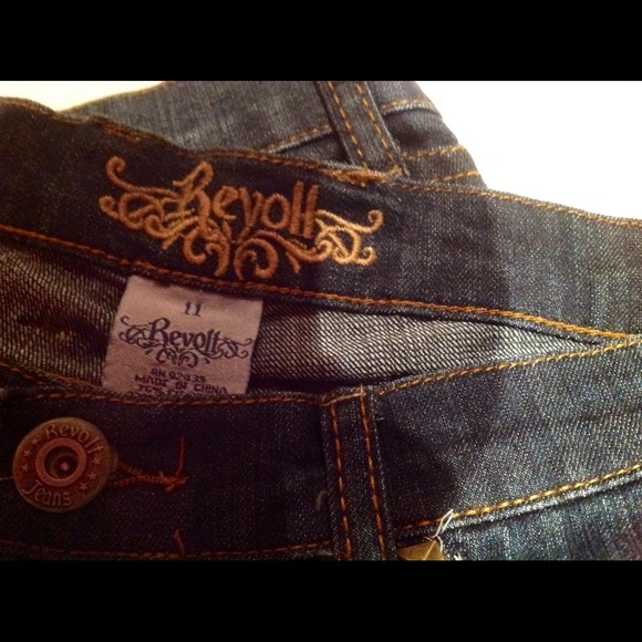 Revolt Studded Jeans - Picture 4 of 4