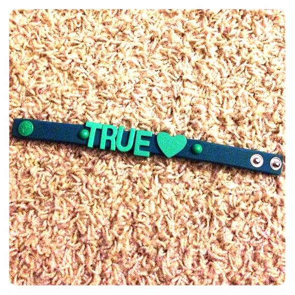 BCBGeneration "TRUE💙" Bracelet