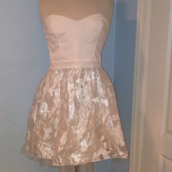 White tulle dress