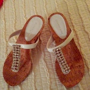 NWOT Gianni Bini sandals
