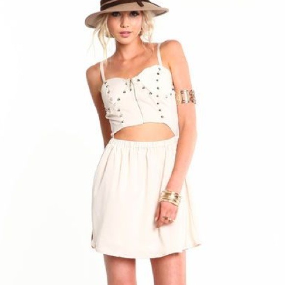 Studded cut out dress 😍👗