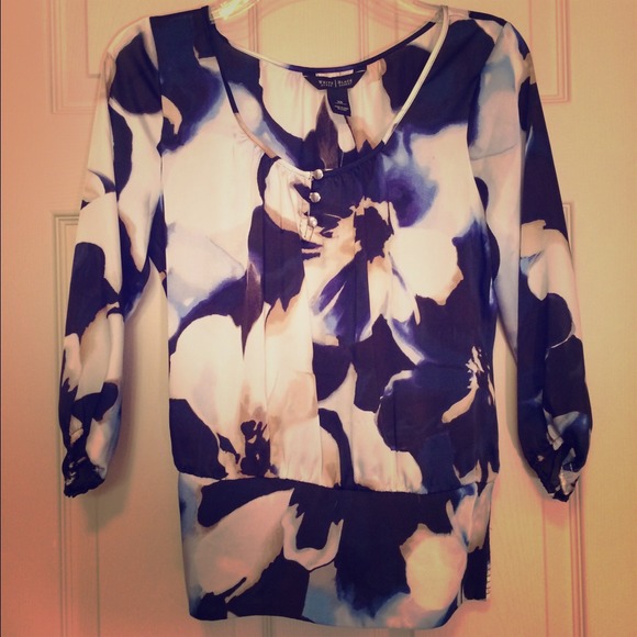 New! Floral blouse
