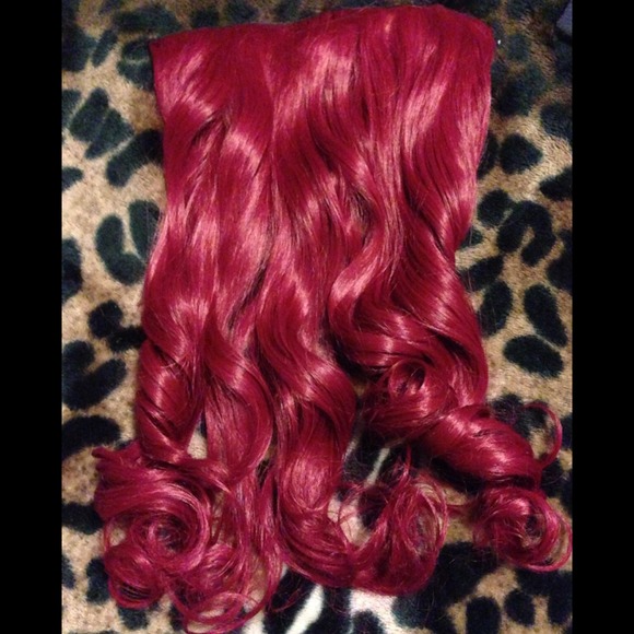 Red 18" hair extensions