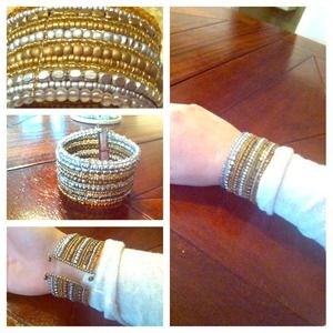 BEAUTIFUL Ann Taylor Loft bracelet