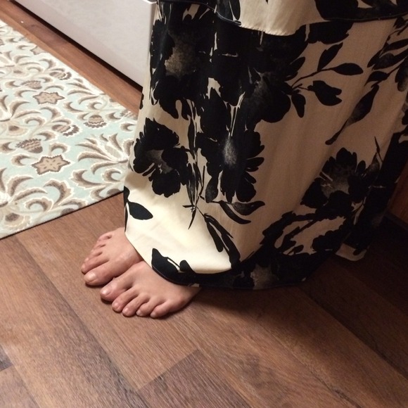 Old Navy floral 100% polyester maxi dress - Picture 4 of 4