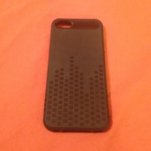 Black iPhone 5/5s case