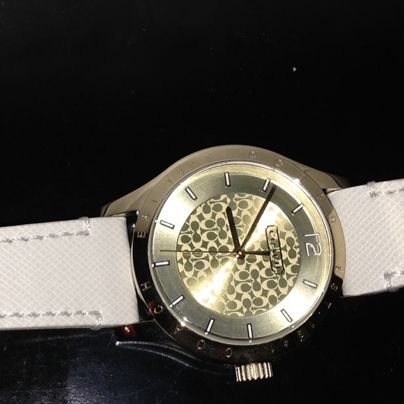 Coach watch     Authentic !! main image 3