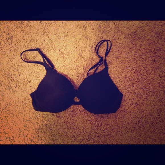 VS Push Up Bra *RESERVED*