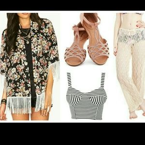 Forever 21Boho Floral Fringe Kimono