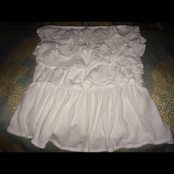Strapless top
