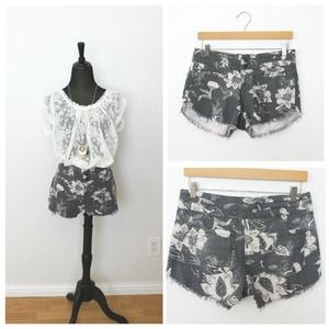 **SOLD***Free People Cut Off Shorts