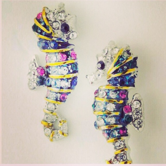 Seahorse earrings
