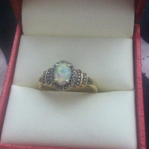 Opal ring