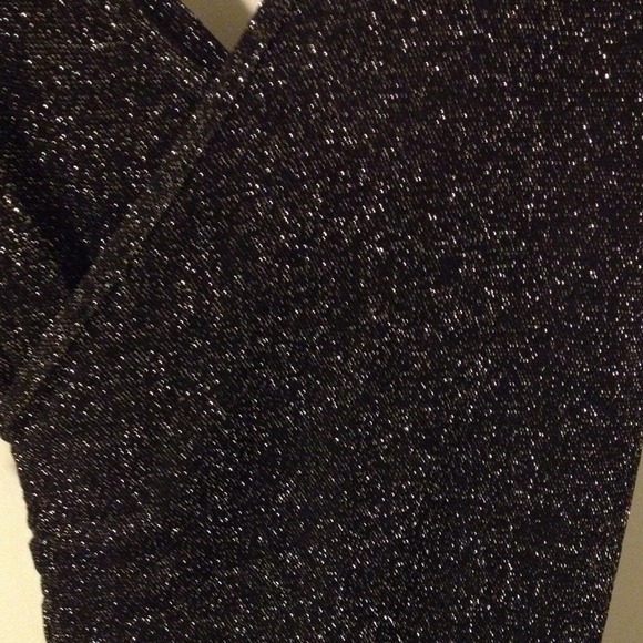 💥SOLD IN A BUNDLE 💥 - Picture 2 of 2