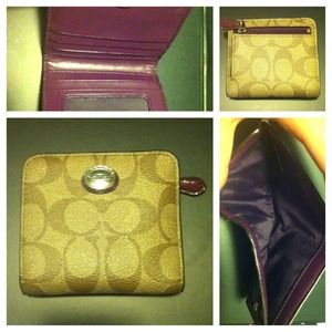 Coach small wallet from the Peyton collection