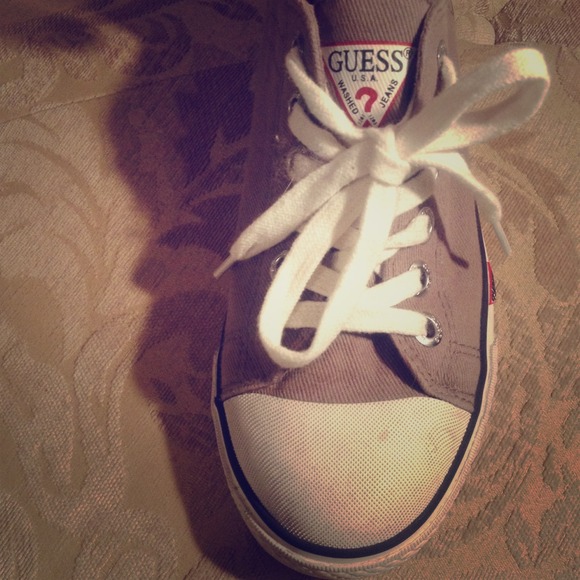 Guess tennis shoes