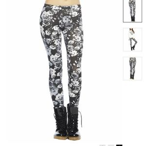 Black&White Floral Print Leggings!