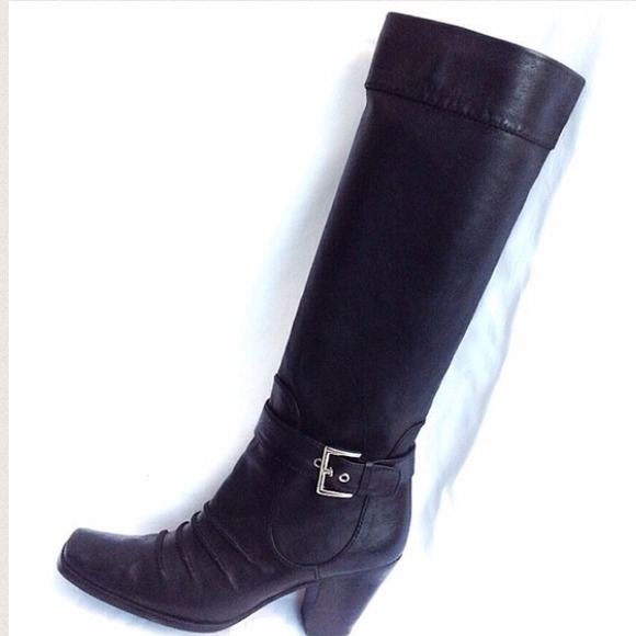 Beautiful soft leather black boots ! SW Spain