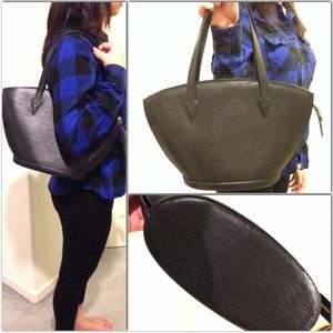 💌@thesecretdiva💌 LV Epi Saint Jacques PM