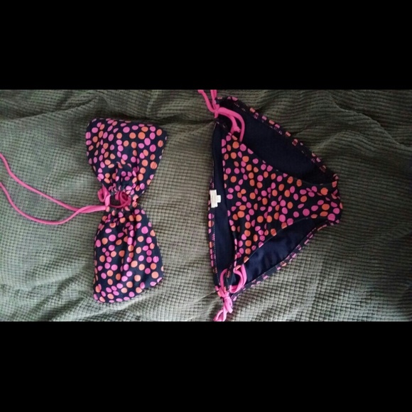 Size medium xhiliration pink and blue bikini - Picture 1 of 3