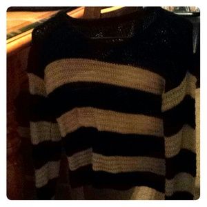 Black and beige stripped sweater