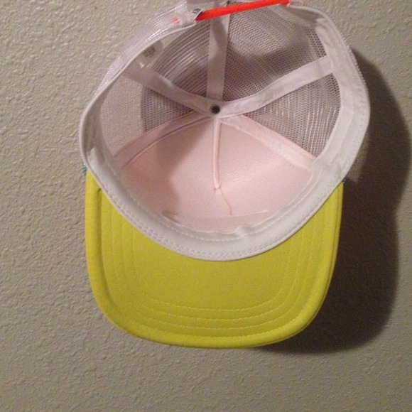 VANS retro/neon trucker hat - Picture 4 of 4