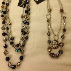 Necklace trapeze style