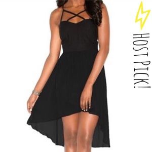 Robe Body Central Taille Small - Neuve Sans étiquettes (NWOT), Coupe Régulière