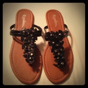 ❌❌SOLD❌❌ Black Flip Flops w/ Shimmery Flowers