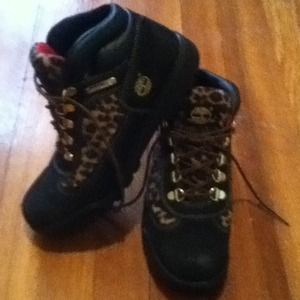 fuzzy timberlands