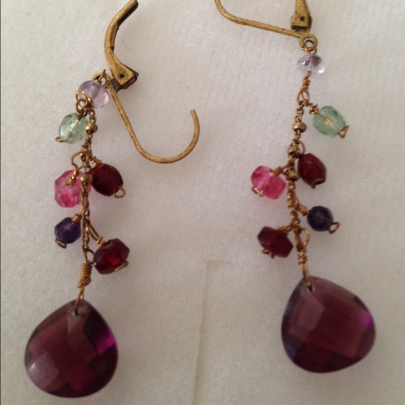 Earrings - Picture 1 of 1