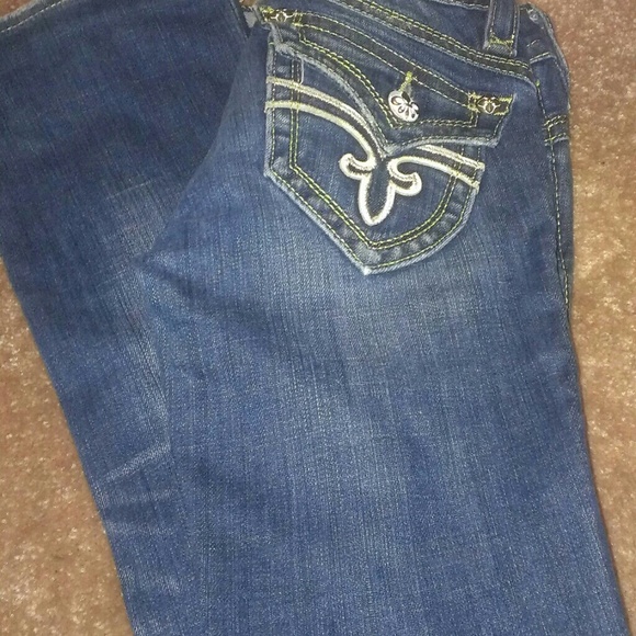 *TRADED*Rock revival size 23