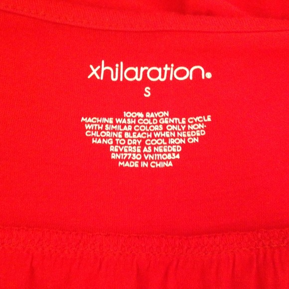 Basic red top. - Picture 2 of 3