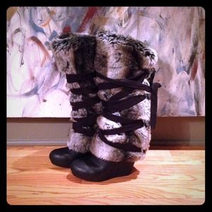 So chic! ALDO Faux Fur Boots!