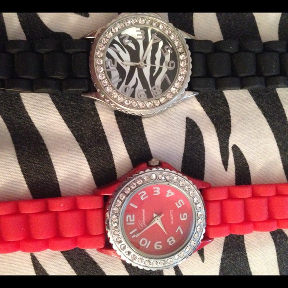 Watches, never been worn. - Picture 2 of 2