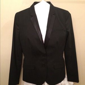 NWOT Gap black blazer
