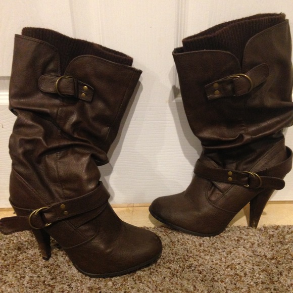 Brown size 8 Charlotte Russe heel boots