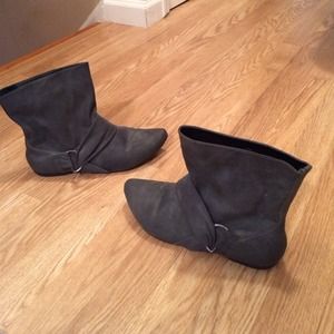 Ankle flat boots