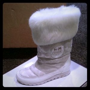 🚫 SOLD🚫 Coach snow boots