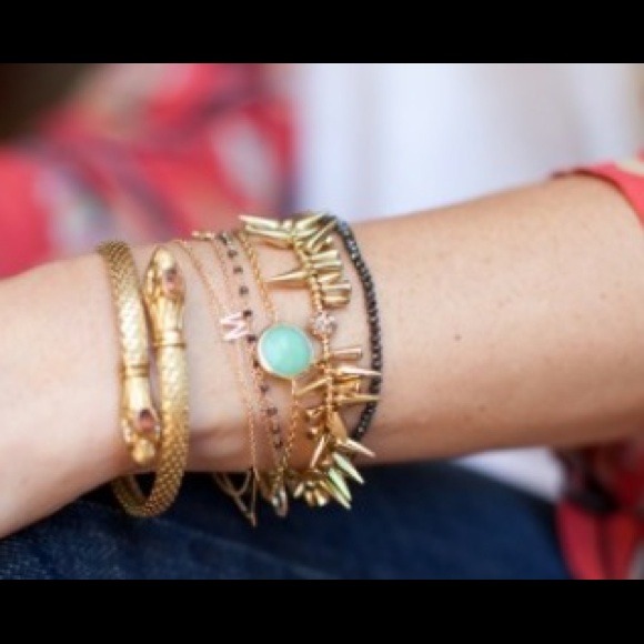 ⭐️BUNDLED⭐️Stella & Dot Gold Serpent Bangle - Picture 3 of 4