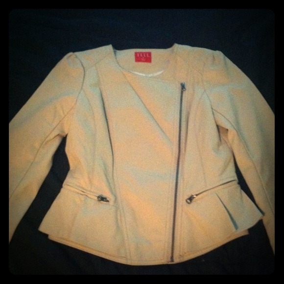 Beautiful tan leather jacket size 8