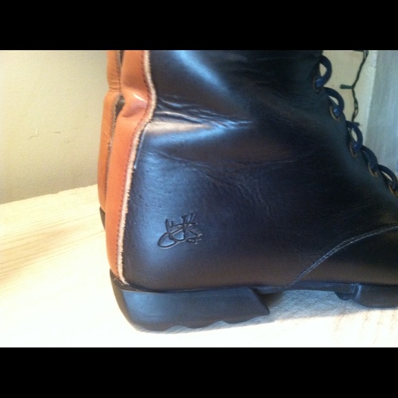 Lace-up genuine leather boots by Vog - Picture 4 of 4